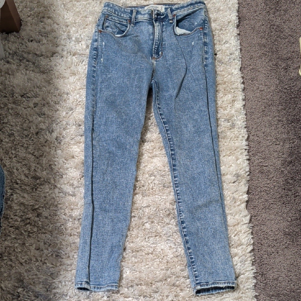 Abercrombie & Fitch Super Skinny Ankle High Rise Jeans